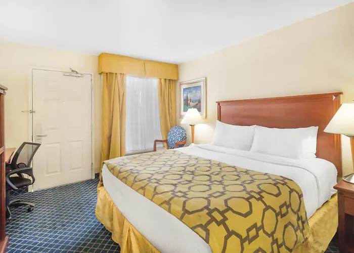 Baymont By Wyndham Flagstaff Hotel